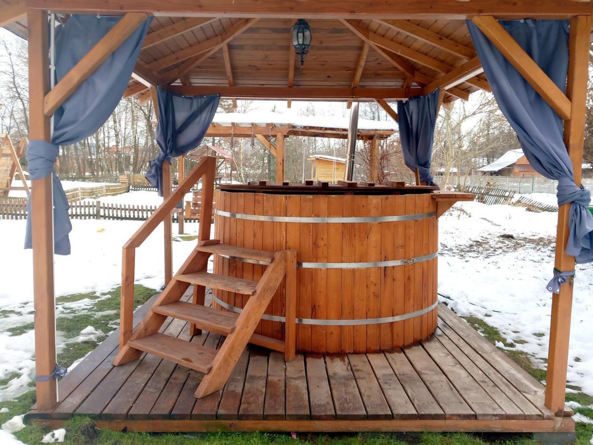 Gospodarstwo Agroturystyczne Pod Lasem Maria Plazio Narol Exterior photo