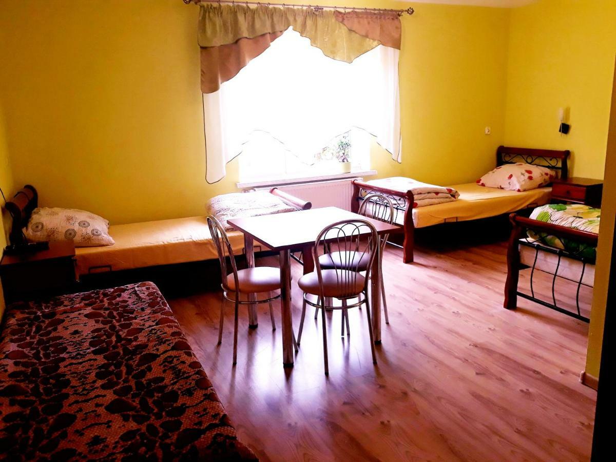 Gospodarstwo Agroturystyczne Pod Lasem Maria Plazio Narol Exterior photo